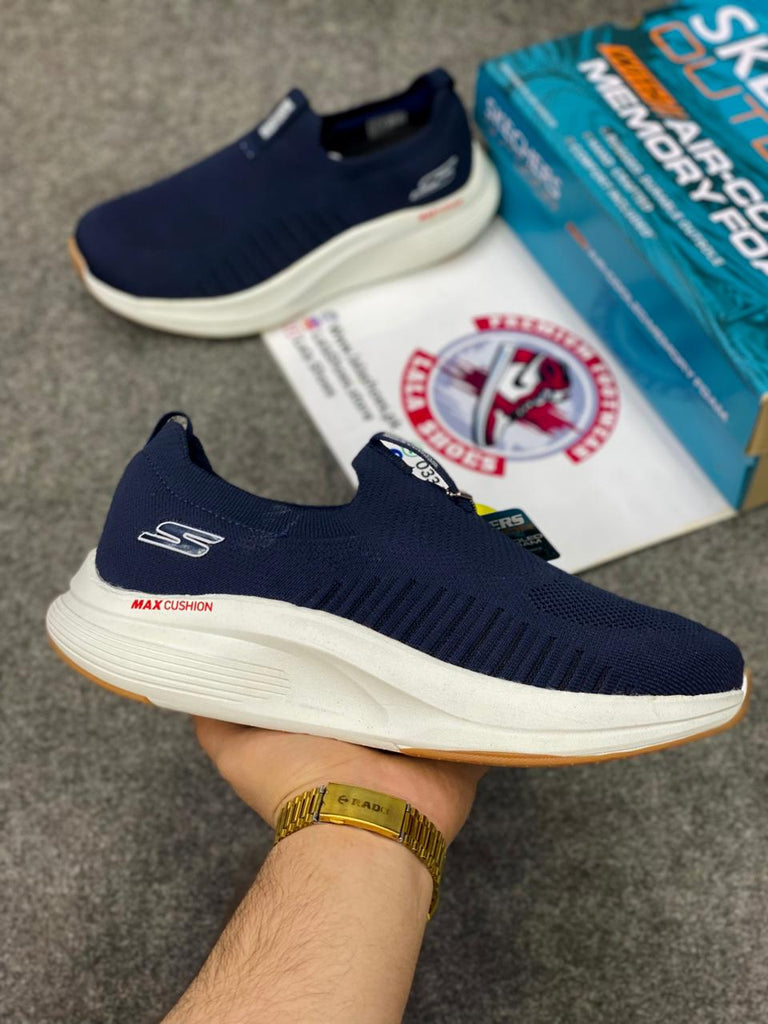 Sketcher Max Cushion Lightweight & Breathable