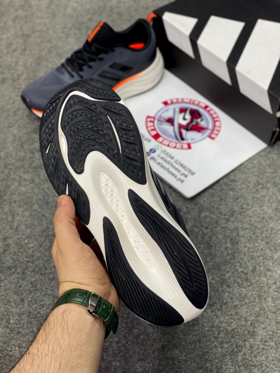 Adidas Lightweight Cushion Runner – Gore-Tex Edition - Free Delivery 0027