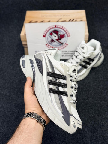 Adidas Response CL Chunky Sneakers – Retro 2000s Style