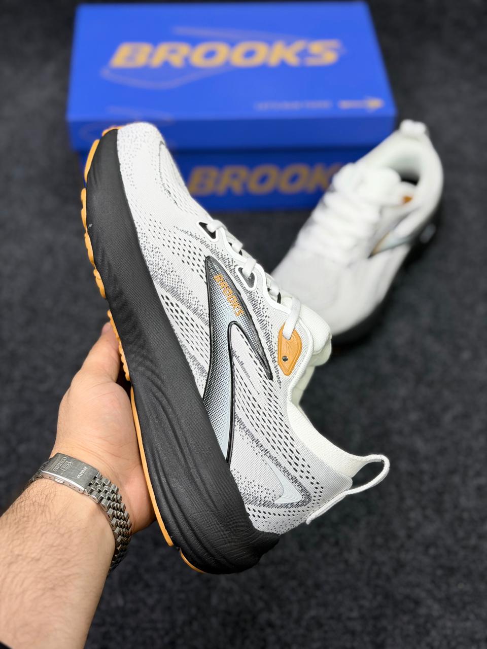 Brooks Glycerin 21 Neutral Cushioning Running Shoes - BRKS01023