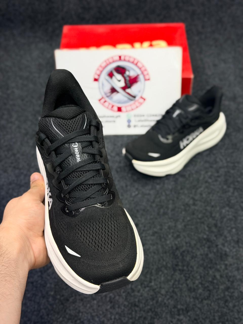 Horka Men’s  Ultra-Cushioned Running Shoes – Lightweight Performance Sneakers HK00112