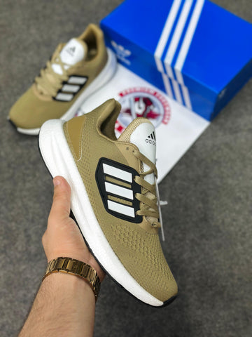 Adidas Ultra Boost 002216 - Lightweight &amp; Best for Gym
