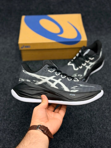 ASICS Superblast 3 – Charcoal Black / White