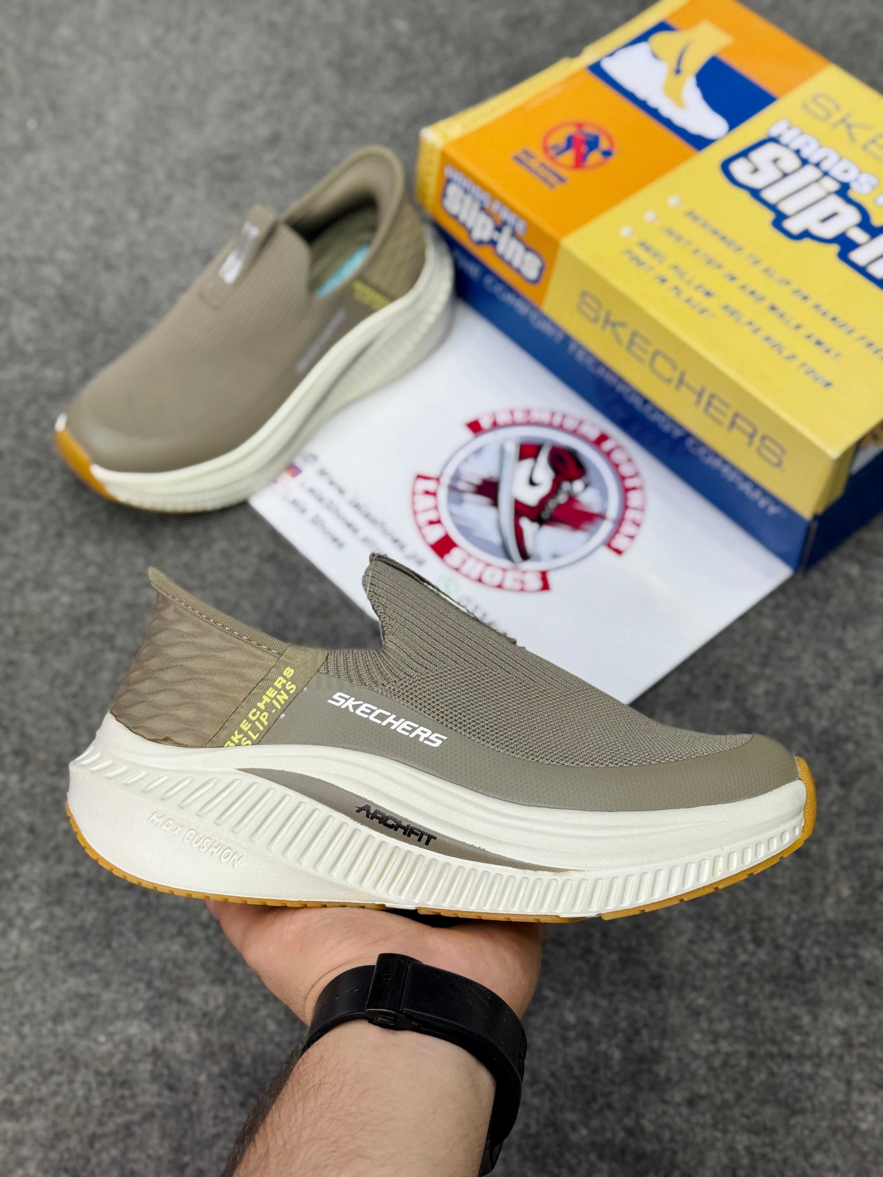 Skechers Max Cushion SlipOns – Free Delivery 785367