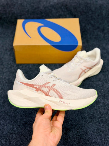 ASICS NOVABLAST 6 .White / Peach Orange