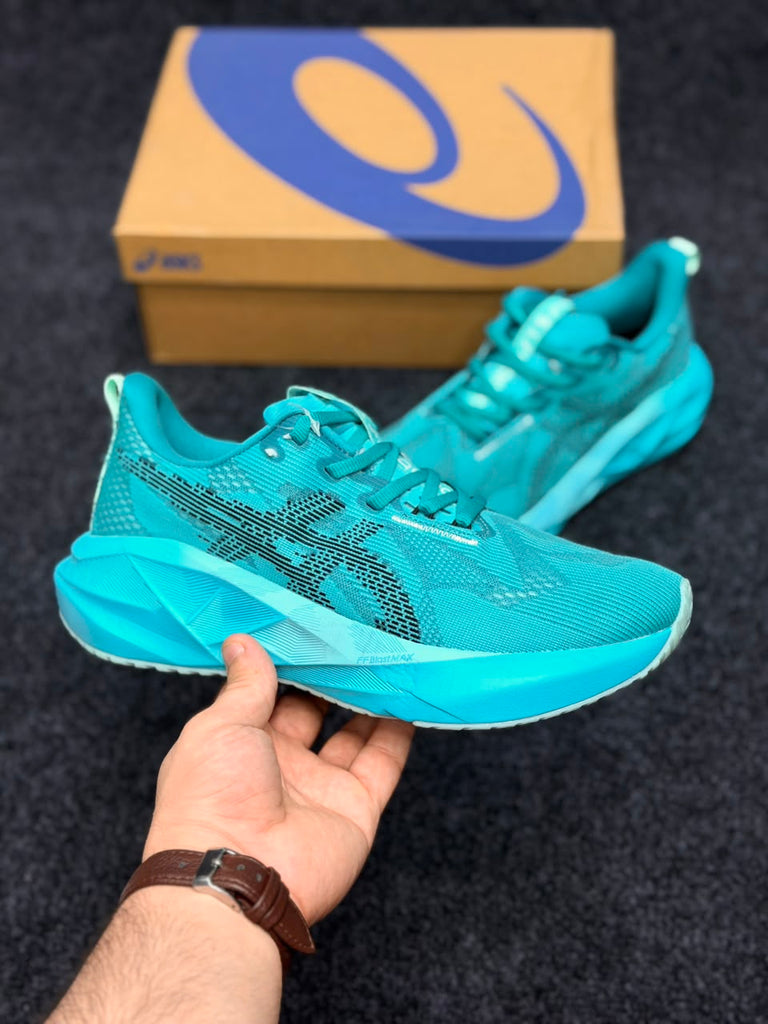 ASICS NOVABLAST 5 – Turquoise / Black