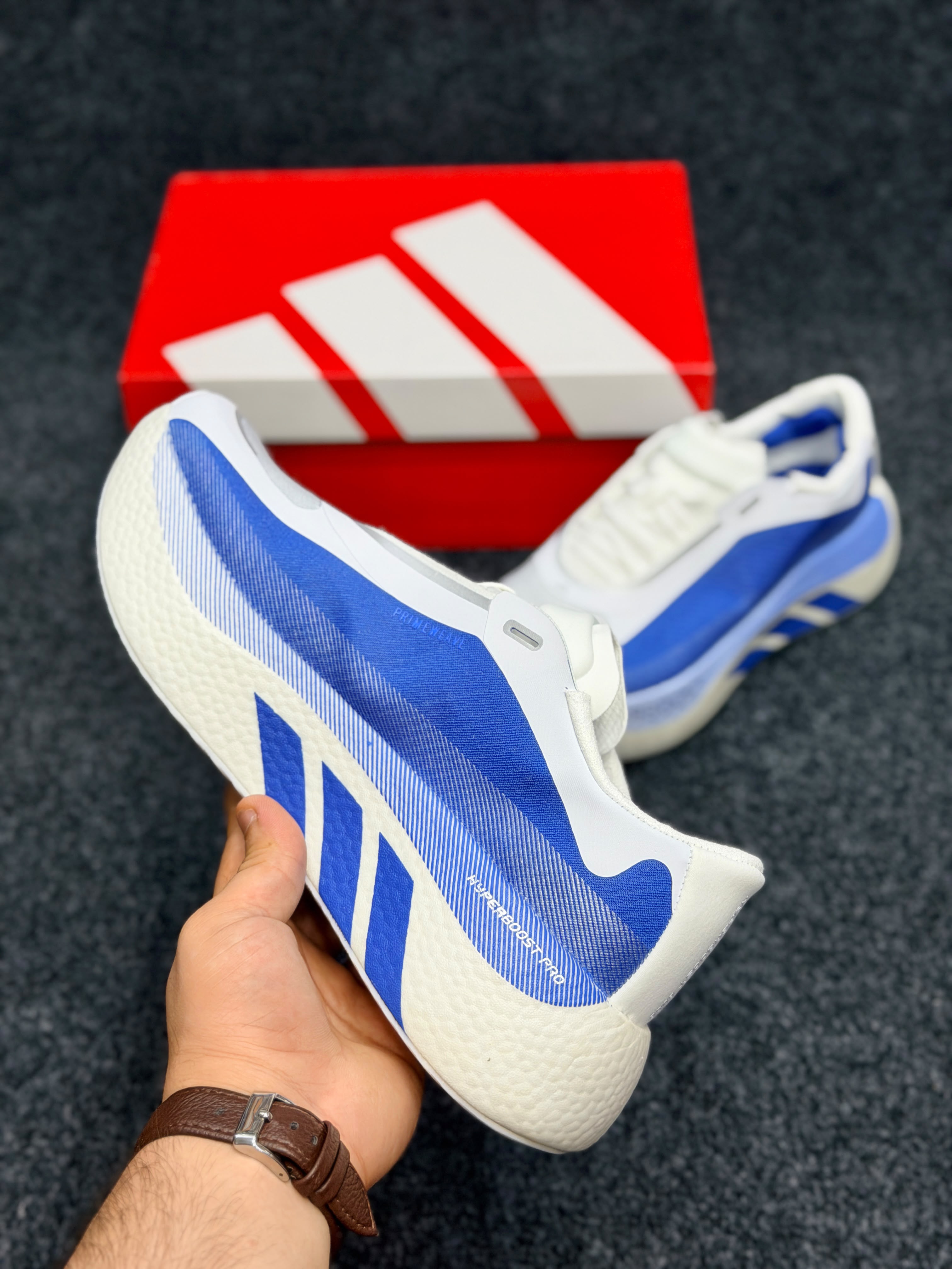 HYPERBOOST EDGE Running Shoes.Color: Royal Blue / White