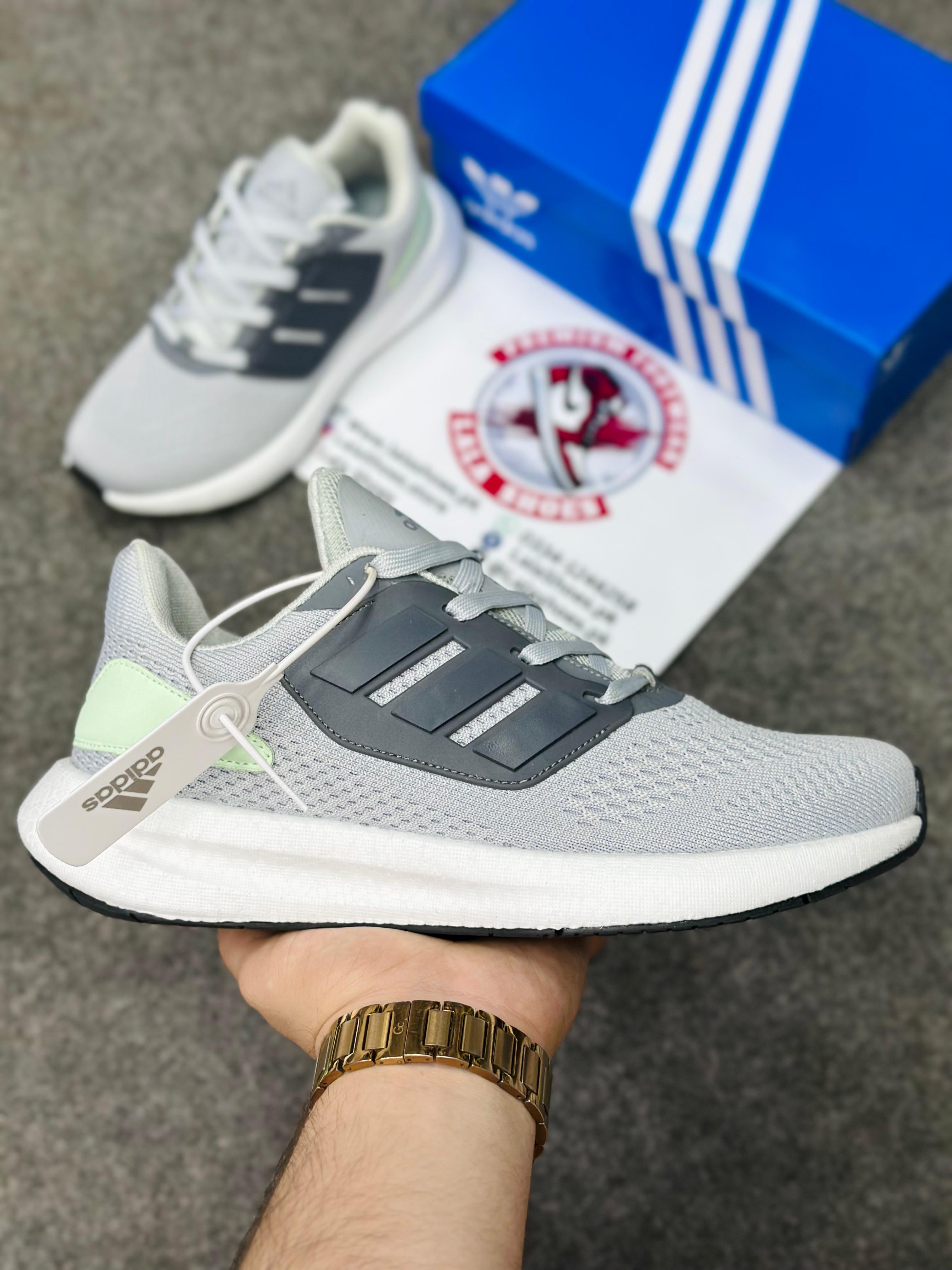 Adidas Ultra Boost 002213 - Lightweight &amp; Best for Gym