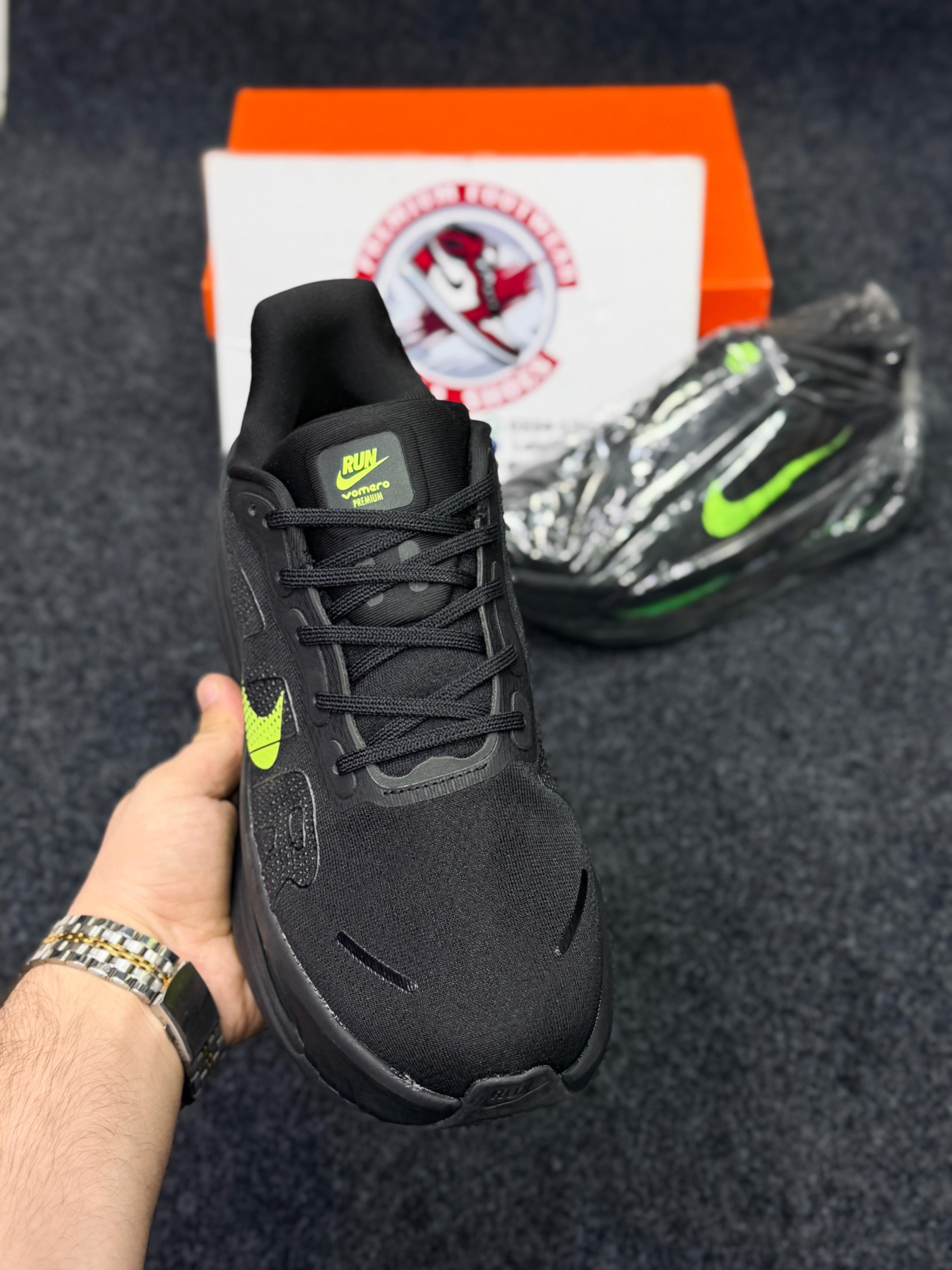 Nike Air Zoom Cushion Running Shoes – Black Green  Neon