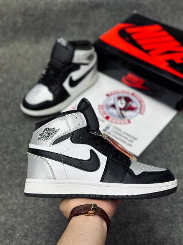 AJ 1 Retro Mid "Tuxedo"
