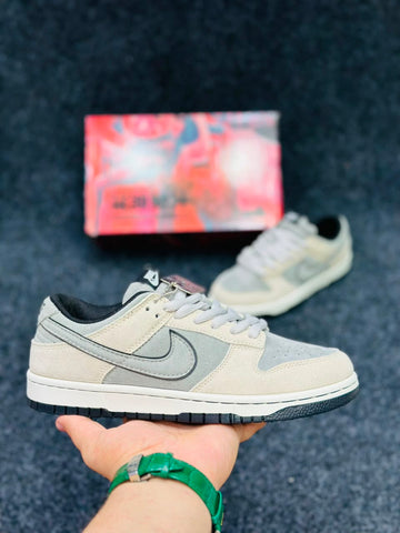 *Nike SB Dunk Low "Neutral Grey" - Sail / Neutral Grey / Black*