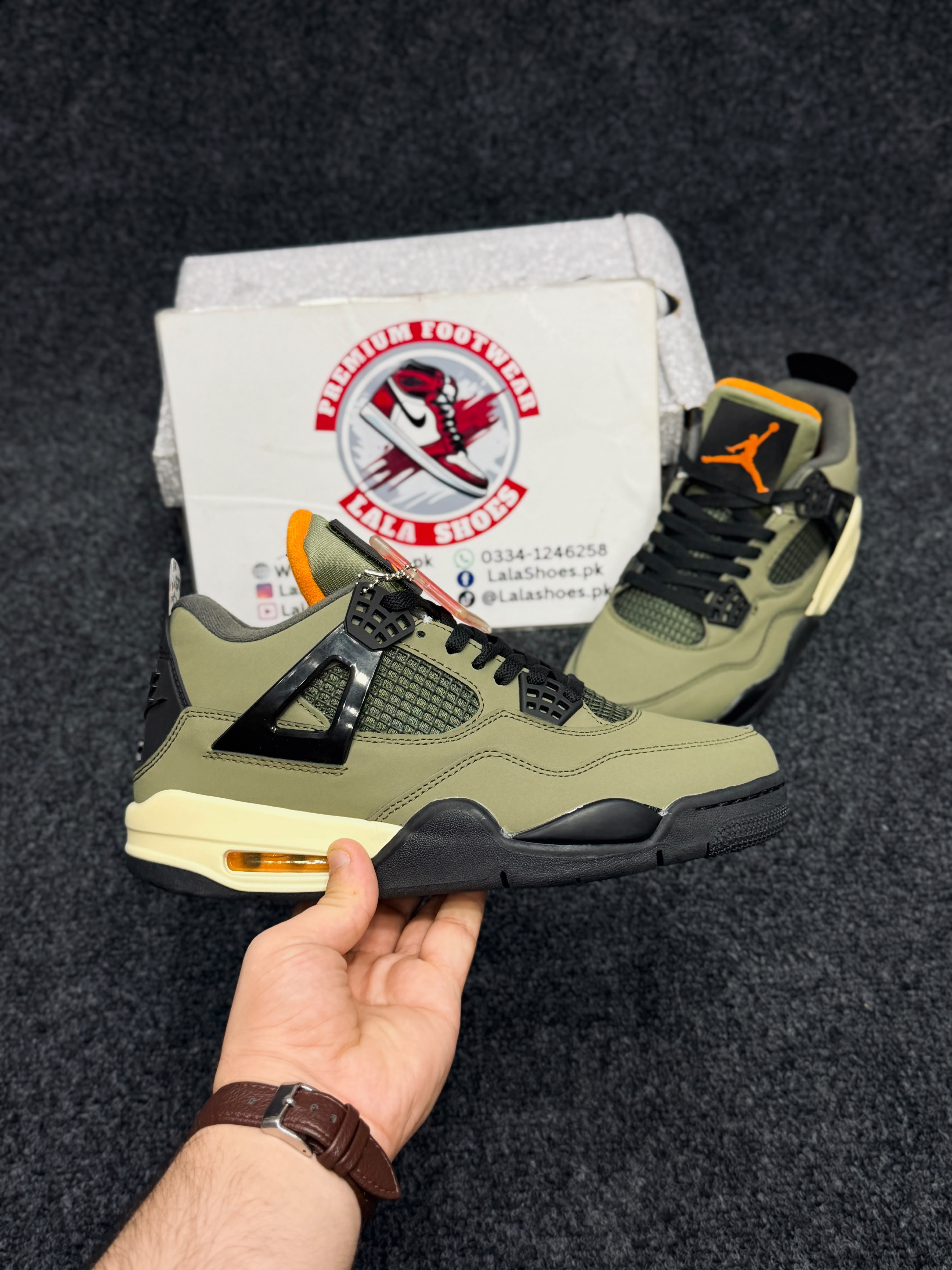 Air Jordan 4 Retro – Olive
Colour: Olive Green / Black / Sail