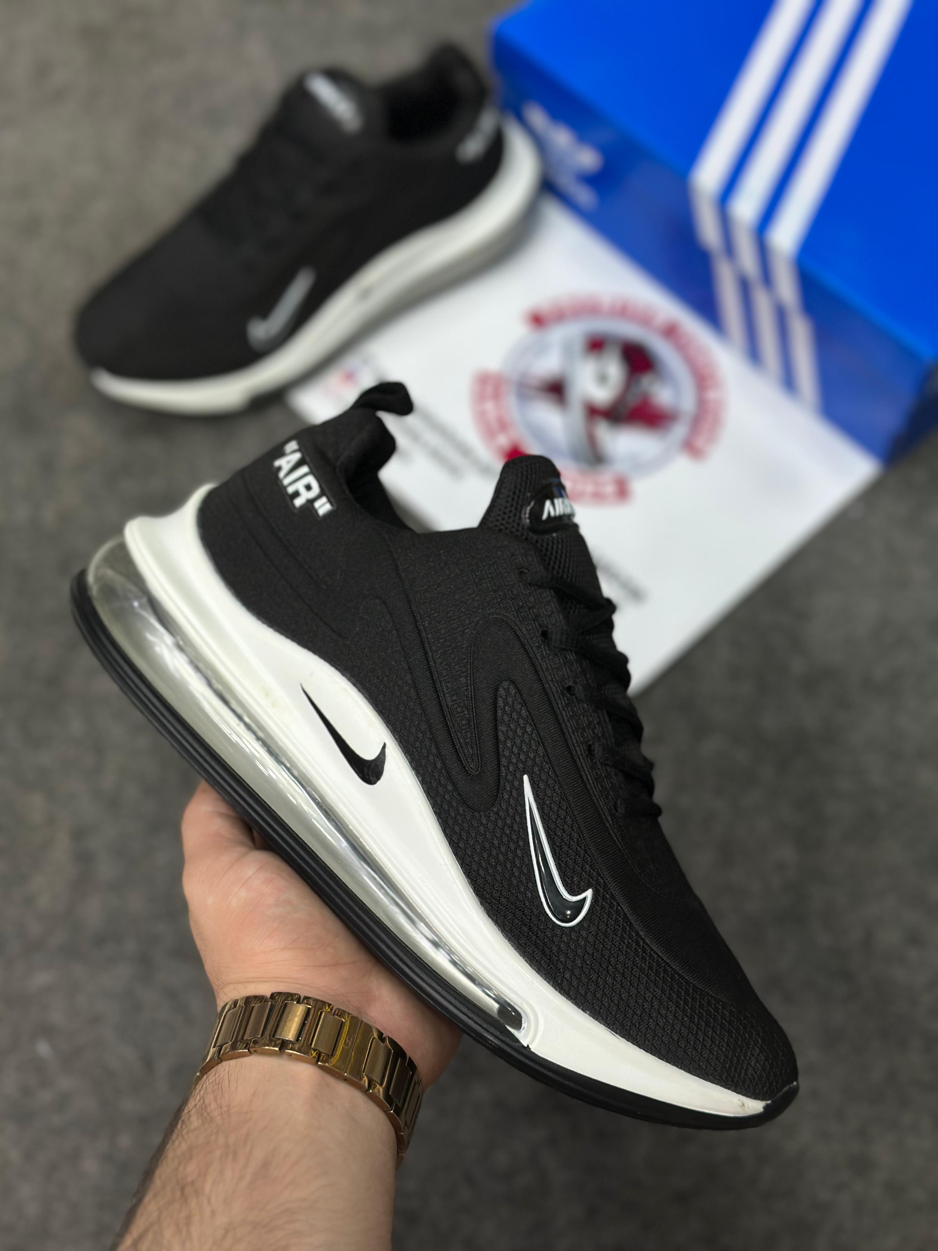Nike Air Max 720 Black