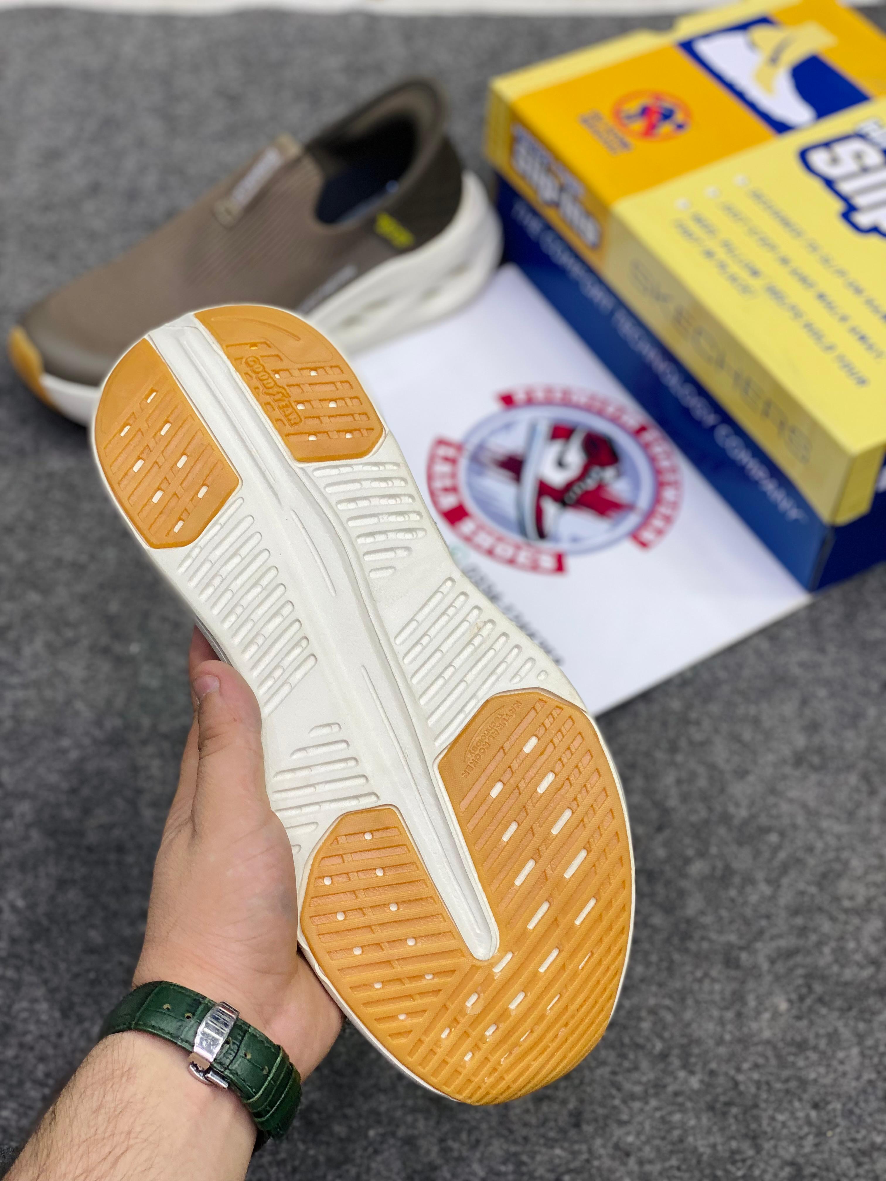 Skechers GlideFit Max Cushion SlipOns – Ultra Comfort - Free Delivery 001