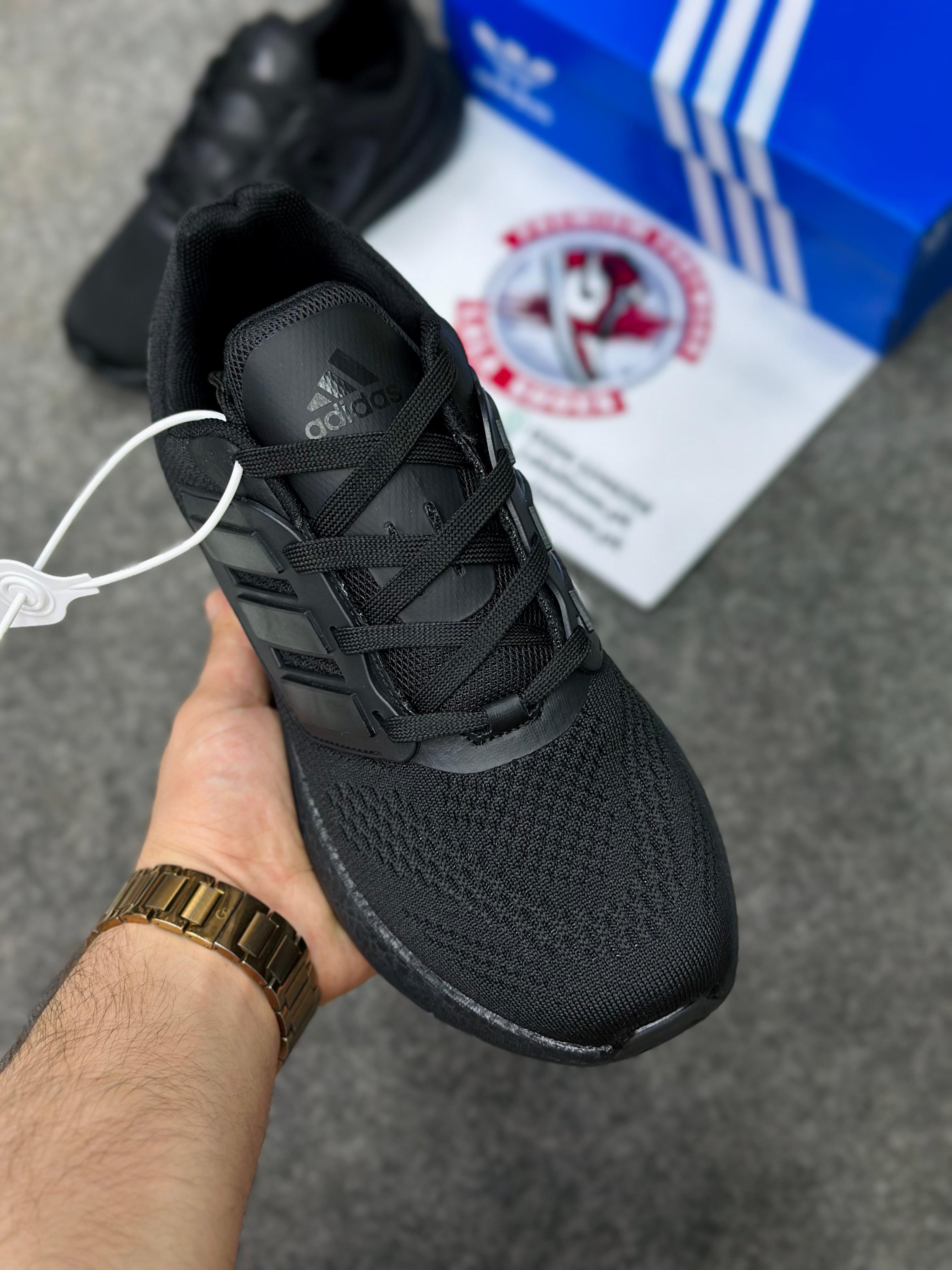 Adidas Ultra Boost 002212 - Lightweight &amp; Best for Gym