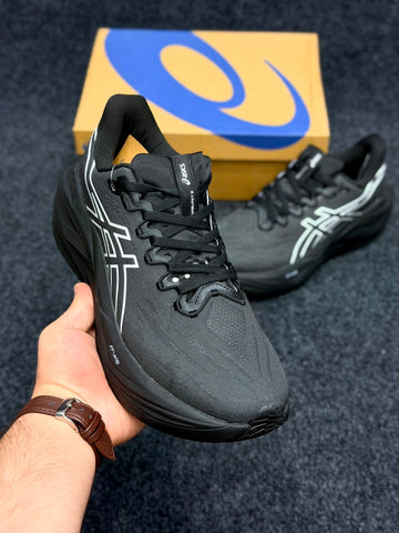 ASICS Superblast 3 – All Black / White