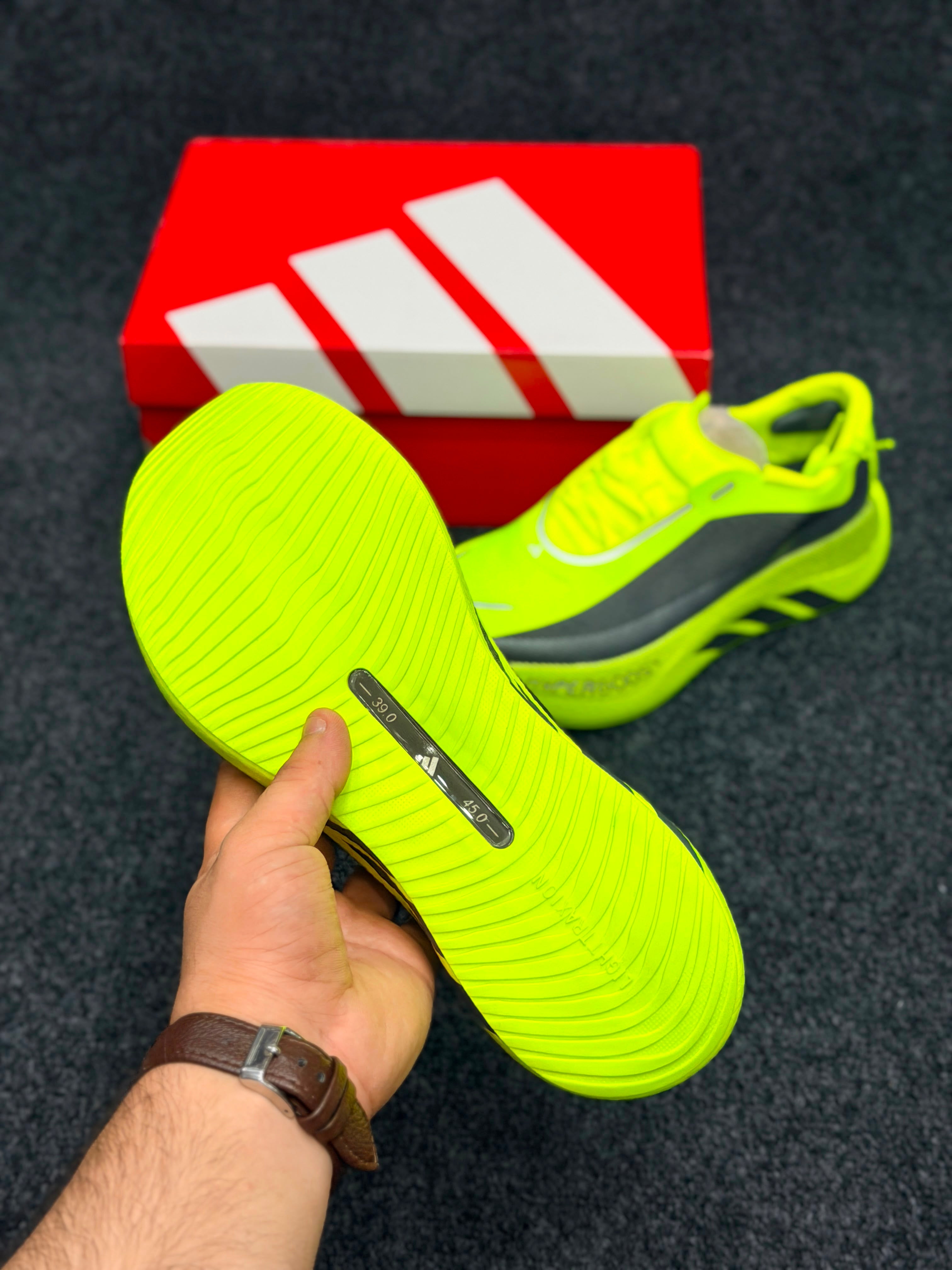 HYPERBOOST EDGE Running Shoes..Color: Neon Yellow / Grey (Volt Yellow)