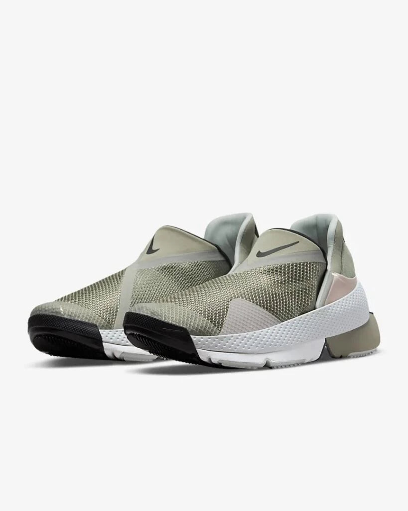 Nike Go FlyEase Khaki