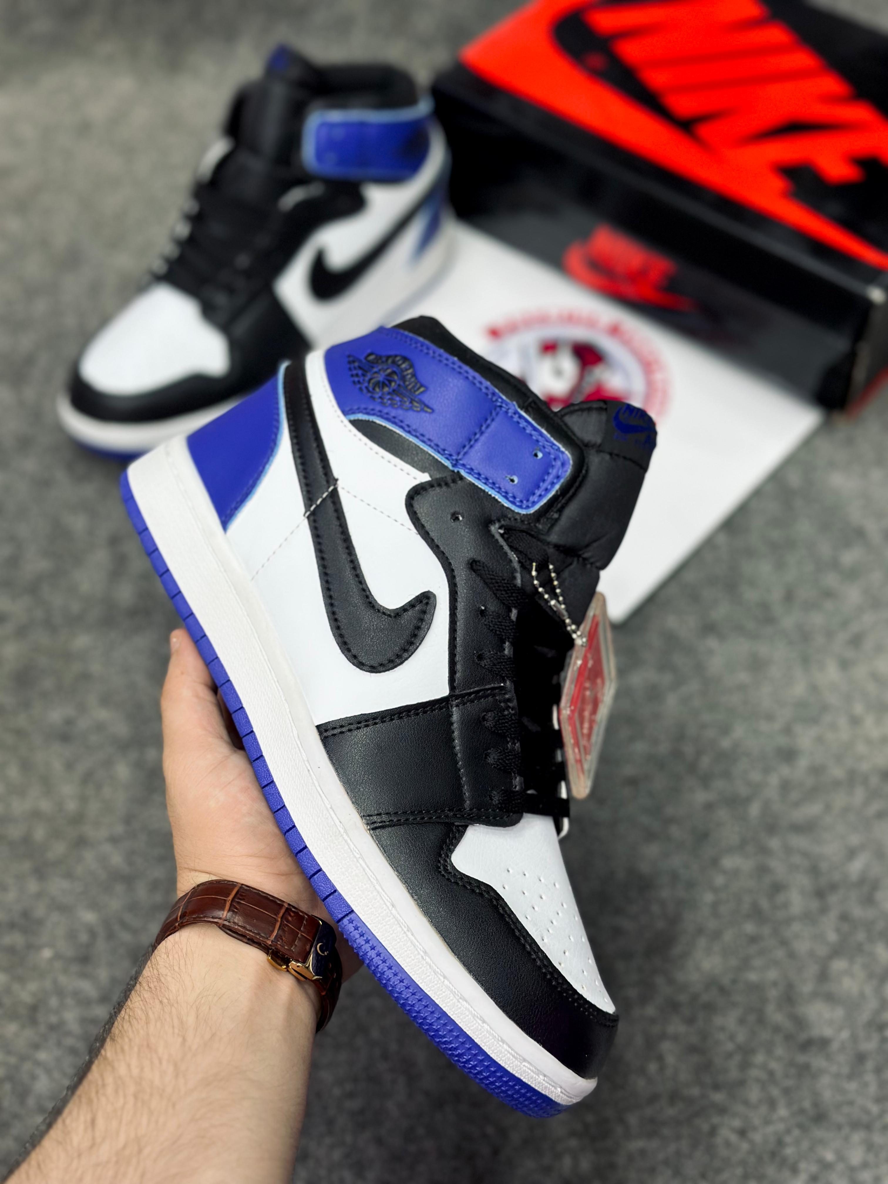 AJ1 OG Blue Moon