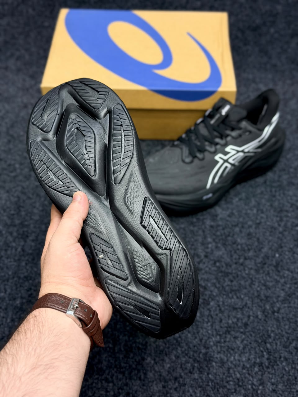 ASICS Superblast 3 – All Black / White