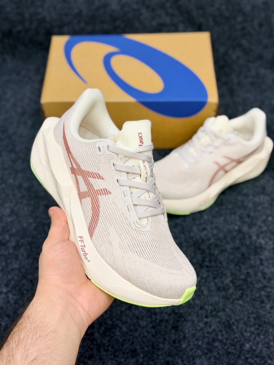 ASICS NOVABLAST 6 .White / Peach Orange