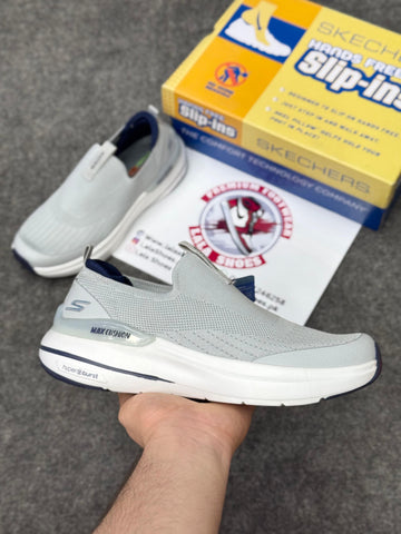 Skechers Slip-ins: Max Cushioning Hyper Burst light grey, Air-Cooled Memory Foam