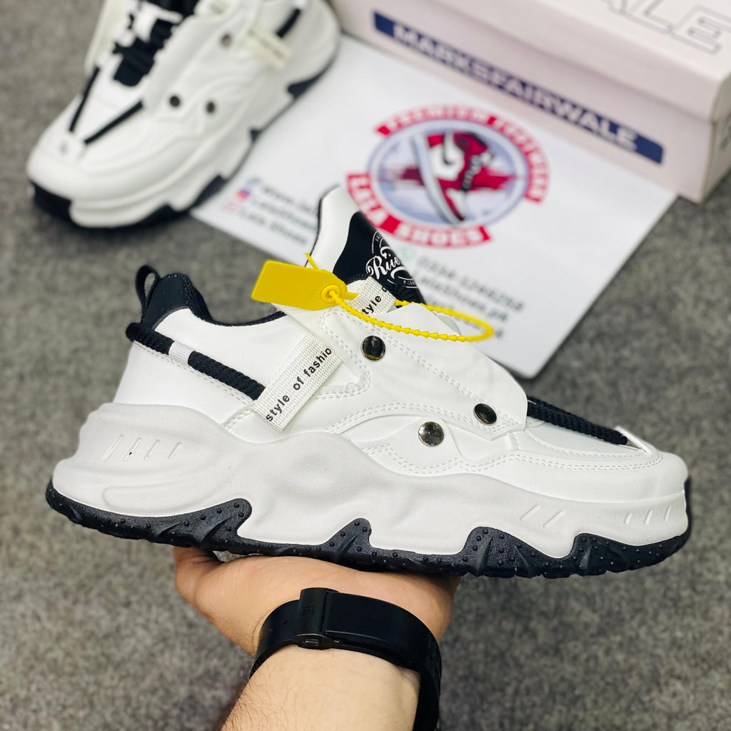 Fashion Shoes 012309 - Comfortable sole