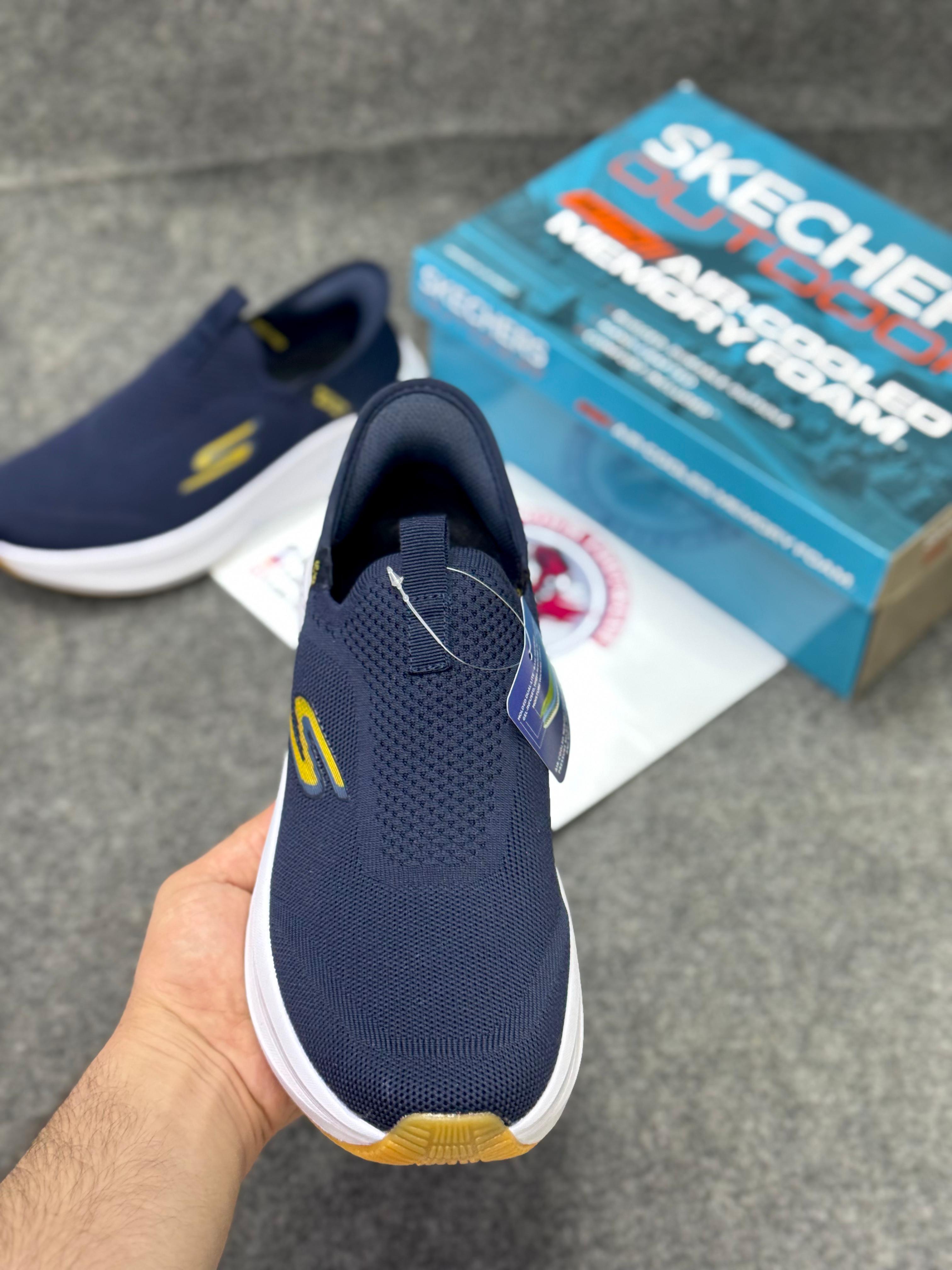 Skechers Slip-ins: Max Cushioning Hyper Burst Navy blue Comfort & Air-Cooled Cushioning | Best Walking