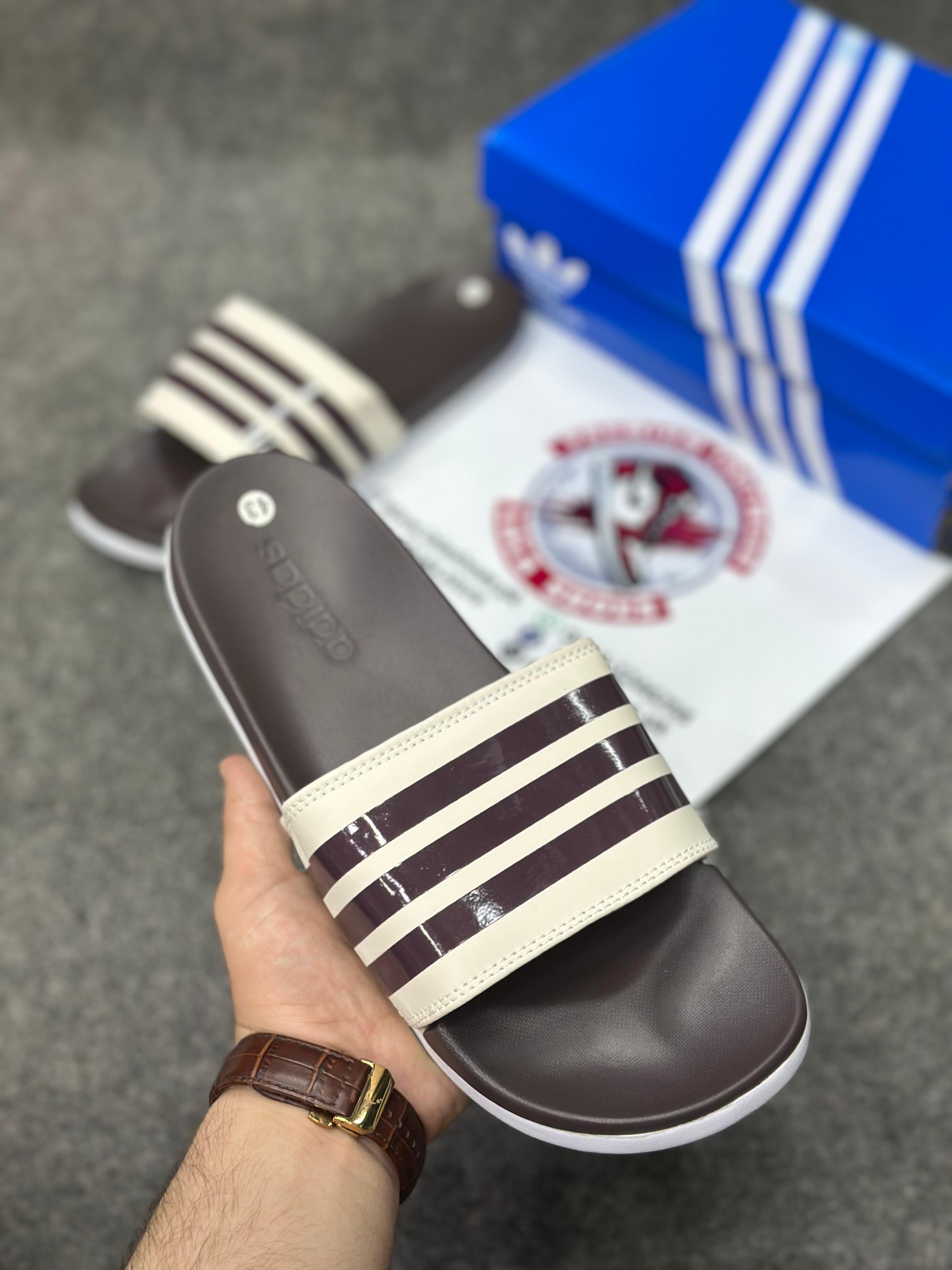 Adidas Comfort slides - 8006