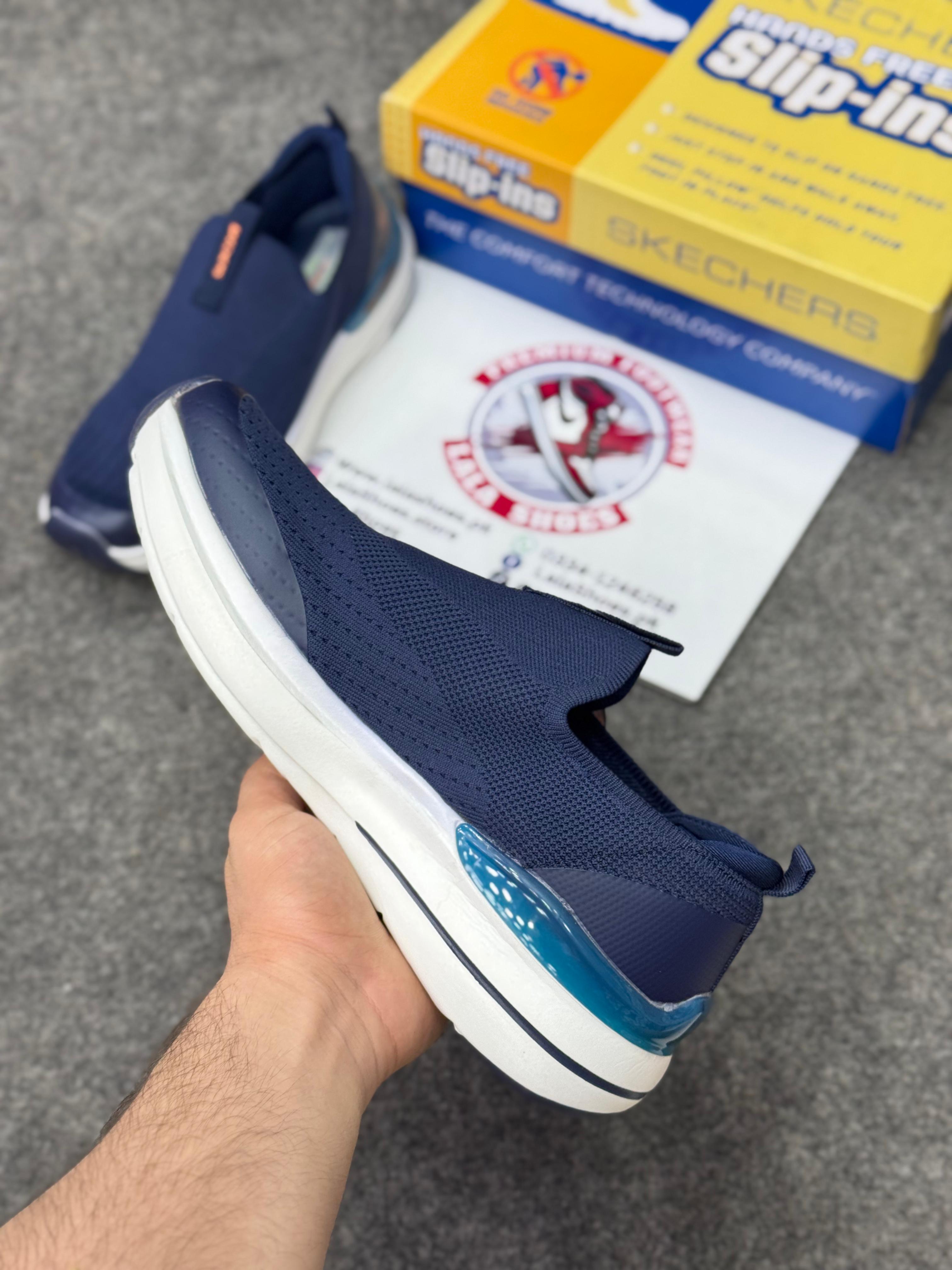 Skechers Slip-ins: Max Cushioning Hyper Burst Navy blue, Air-Cooled Memory Foam