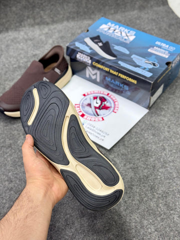 Skechers Slip-ins: Max Cushioning Hyper Burst 25489, Running Shoes in Pakistan