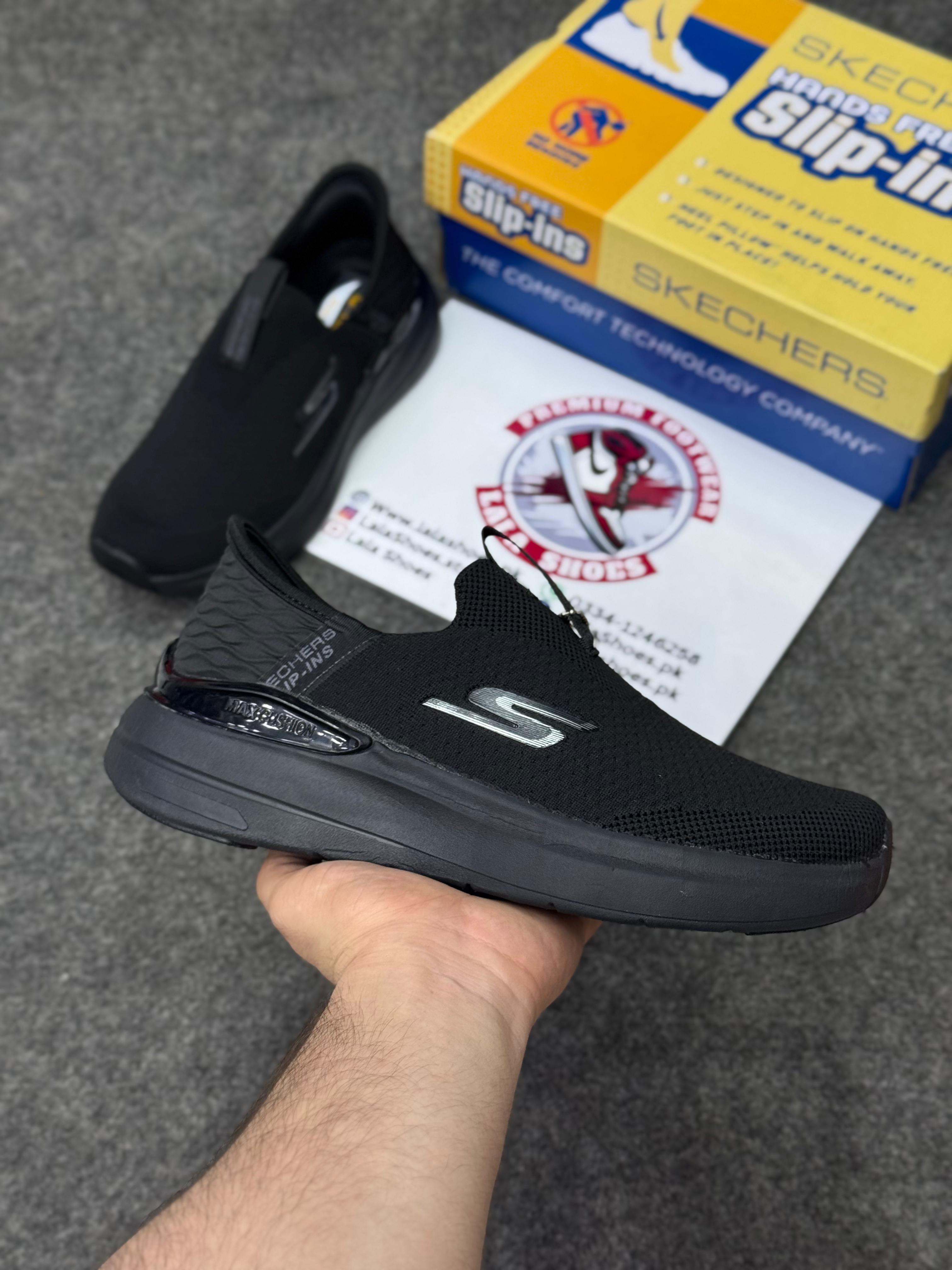 Skechers Slip-ins: Max Cushioning Hyper Burst Full Black 78965, Air-Cooled Memory Foam