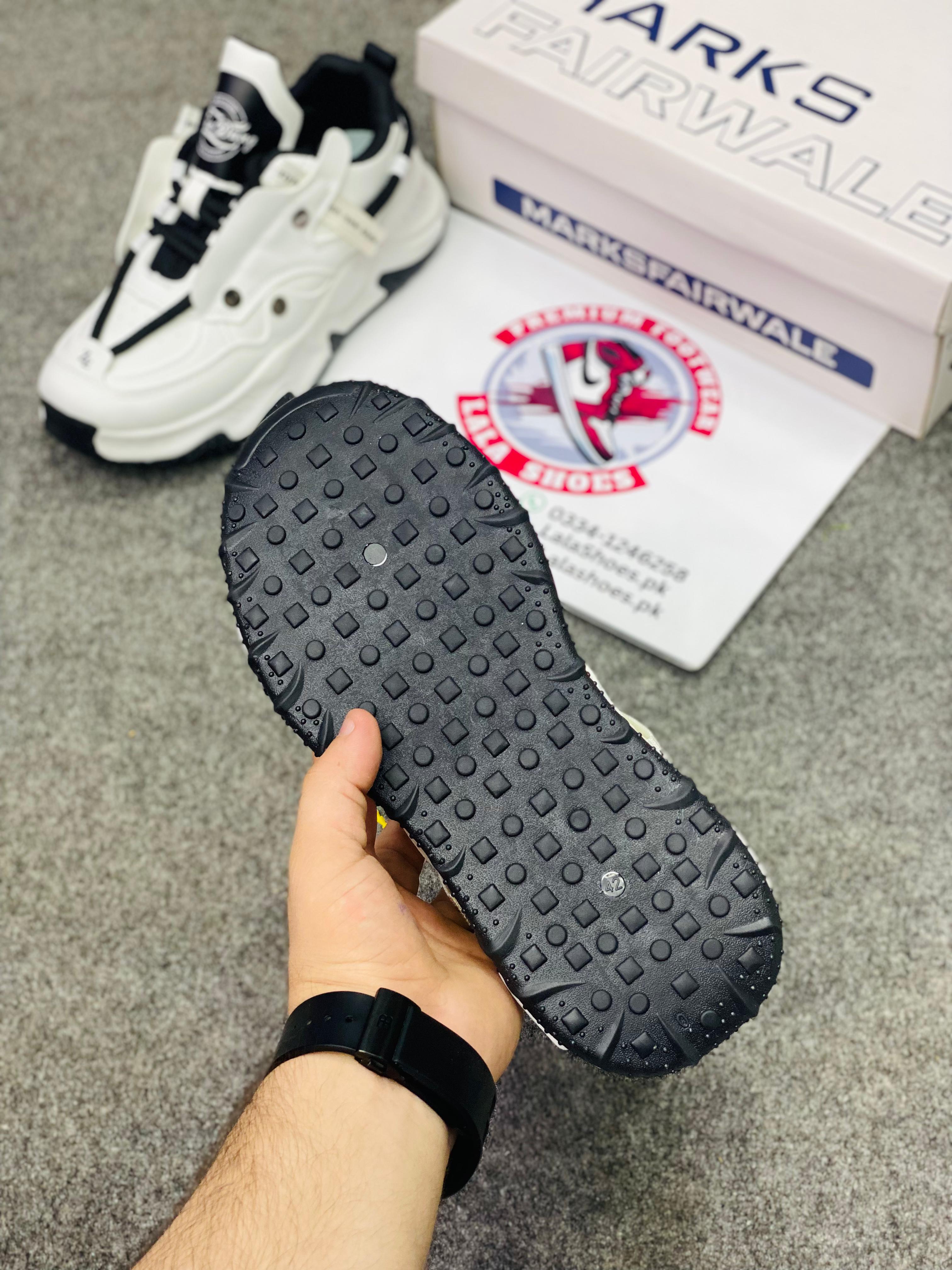 Fashion Shoes 012309 - Comfortable sole