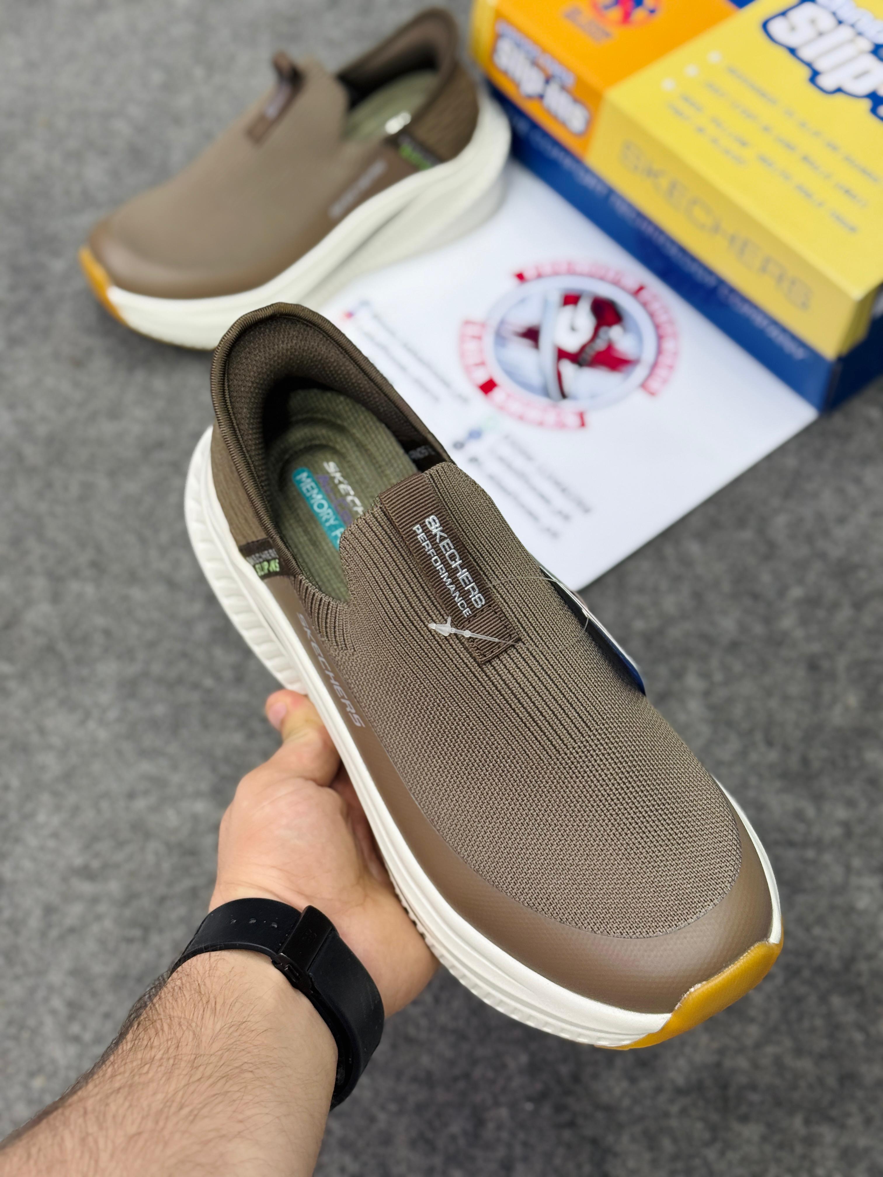 Skechers Max Cushion SlipOns – Free Delivery 785367