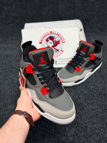 Air Jordan 4 Retro – Grey Red
Colour: Dark Grey / Black / Fire Red / White