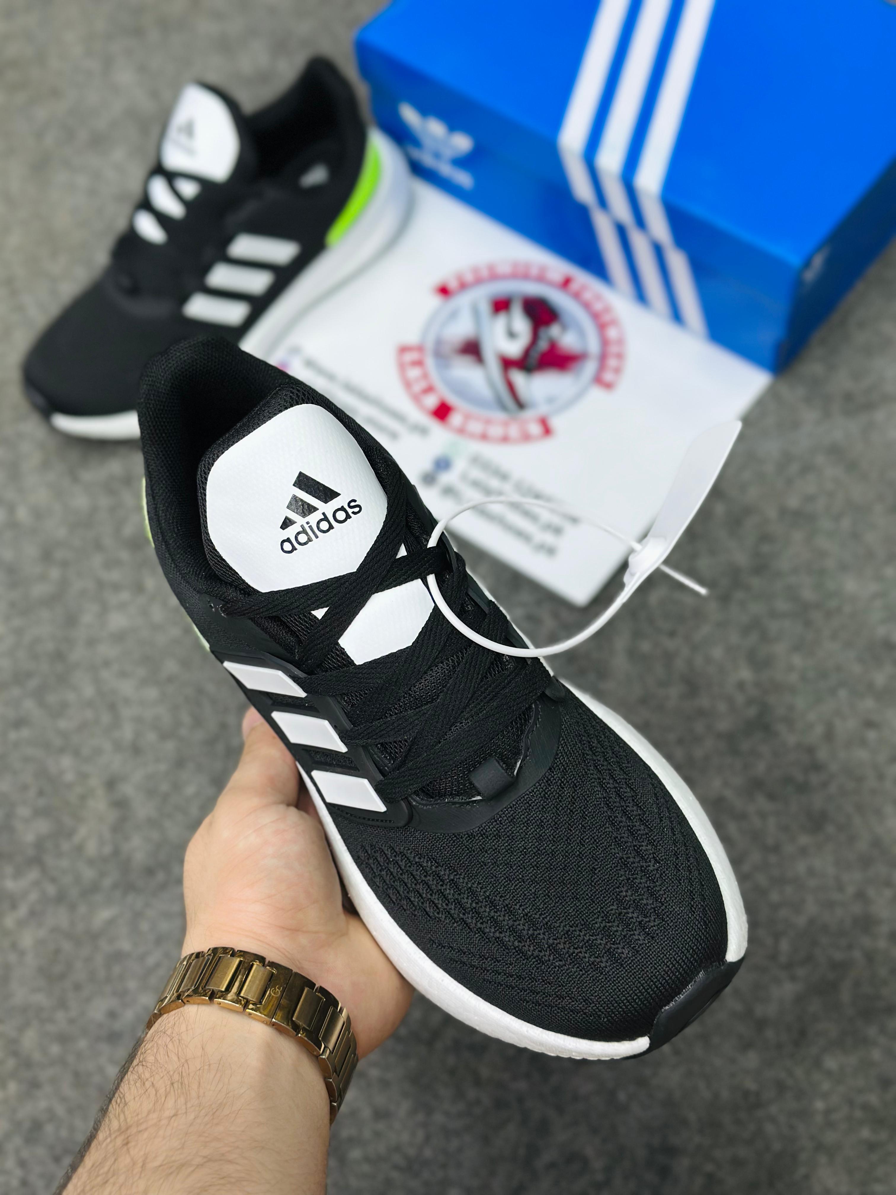 Adidas Ultra Boost 002219 - Lightweight &amp; Best for Gym