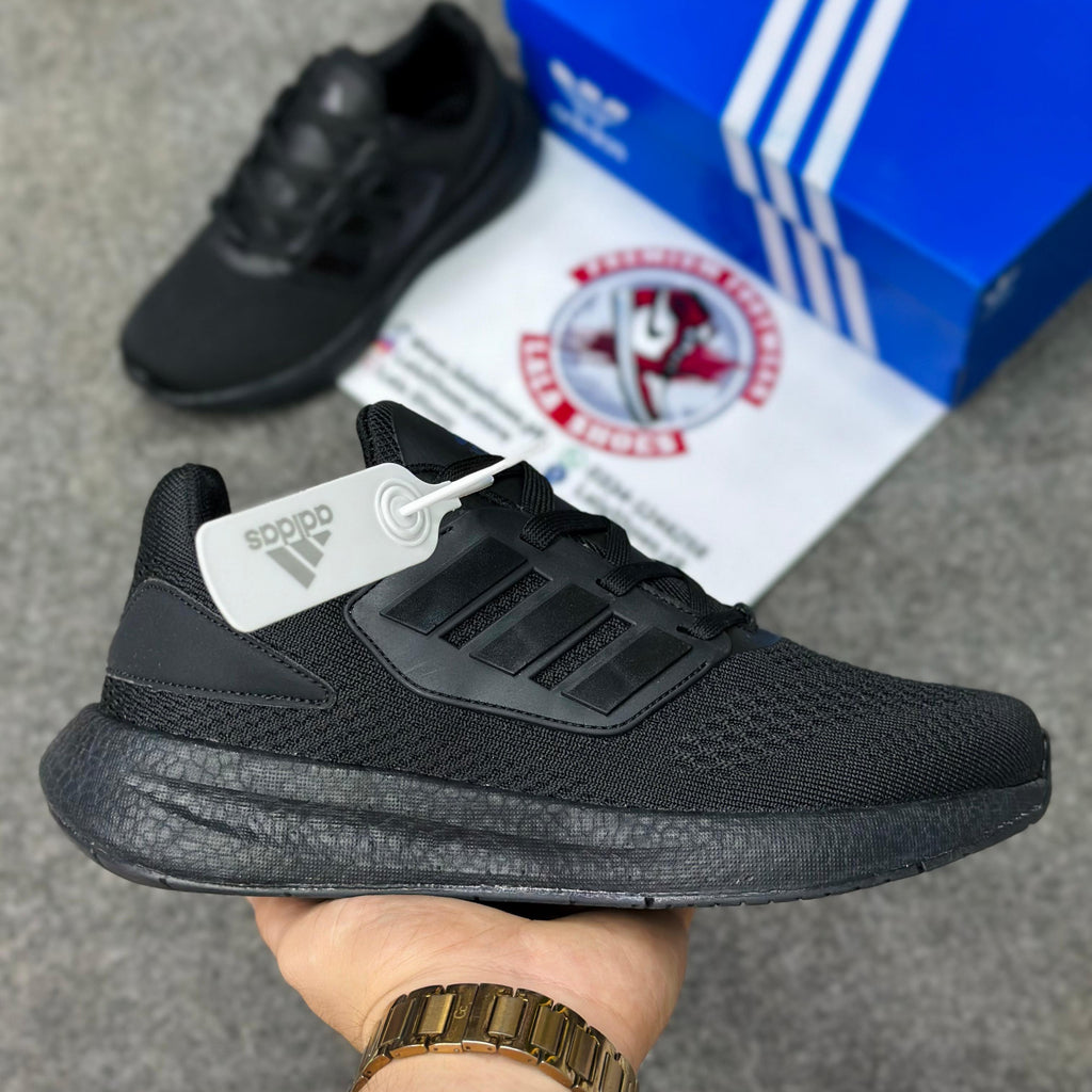 Adidas Ultra Boost 002212 - Lightweight &amp; Best for Gym