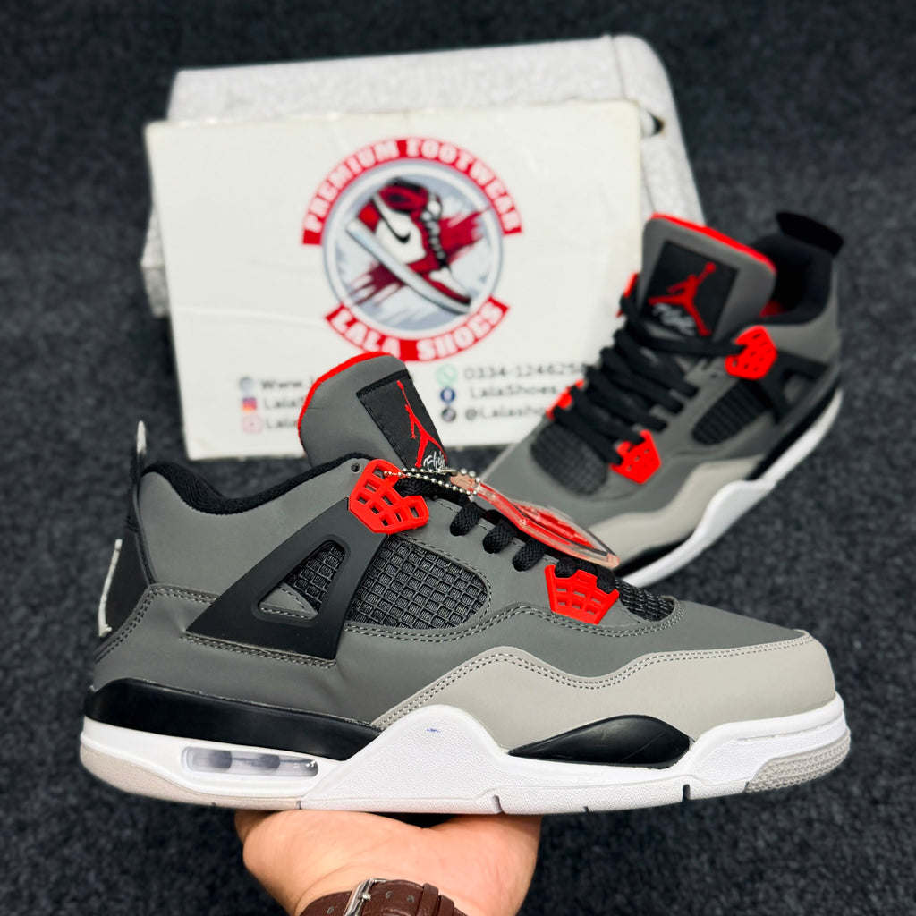 Air Jordan 4 Retro – Grey Red
Colour: Dark Grey / Black / Fire Red / White