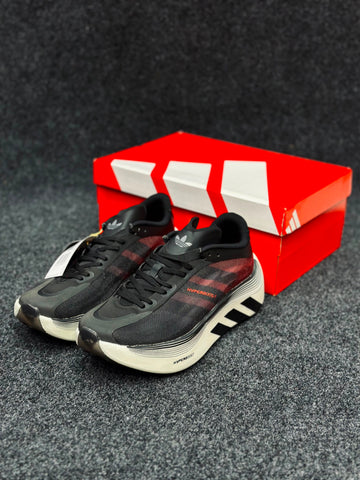 Adidas Hyperboost Euphoria LT
Colour: Black / Burgundy / Off White