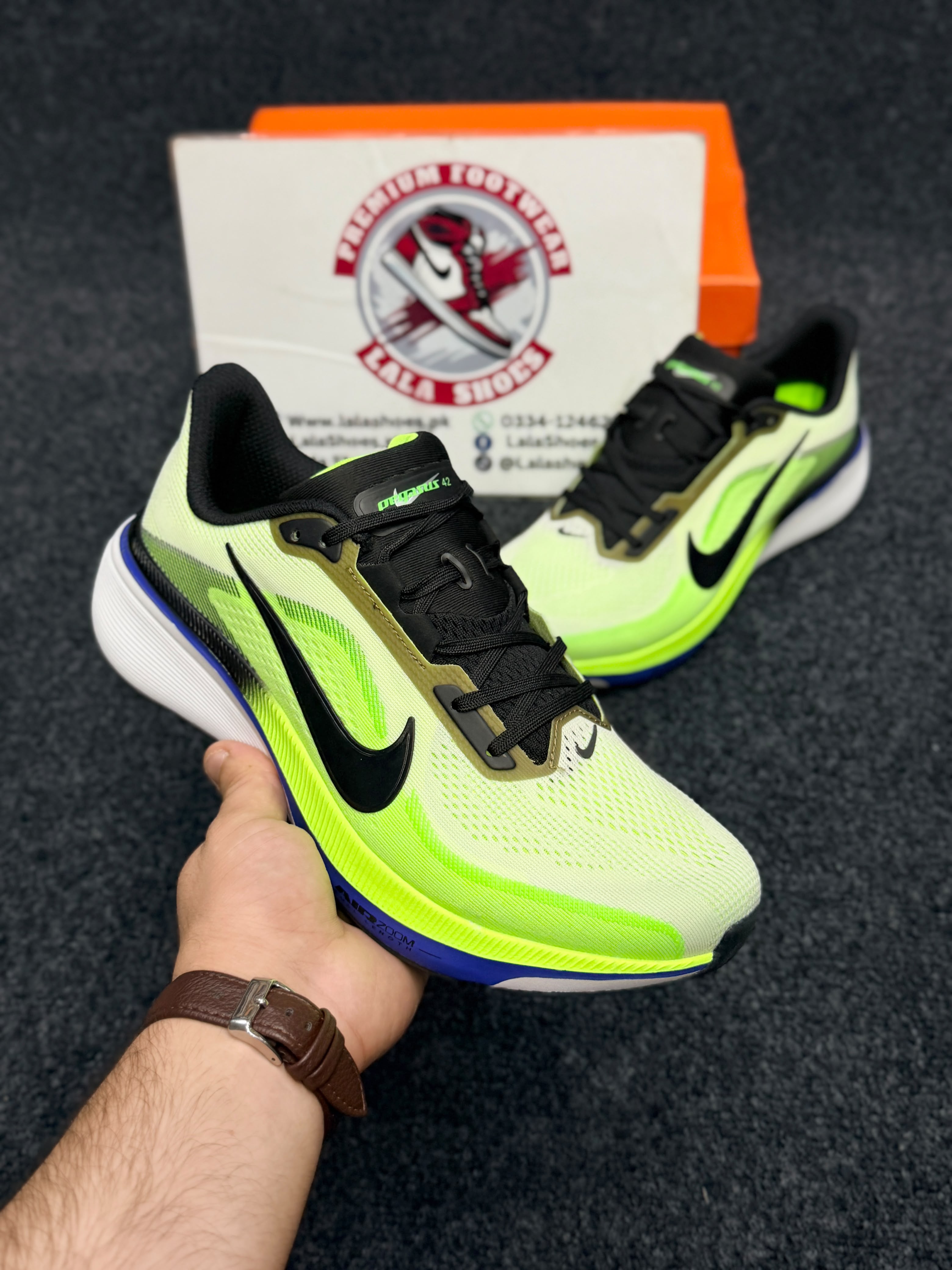 Nike Air Zoom Pegasus42
Color: Volt Green / Black / Racer Blue / White