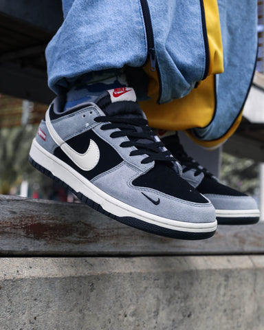 Nike sb dunks supreme grey black