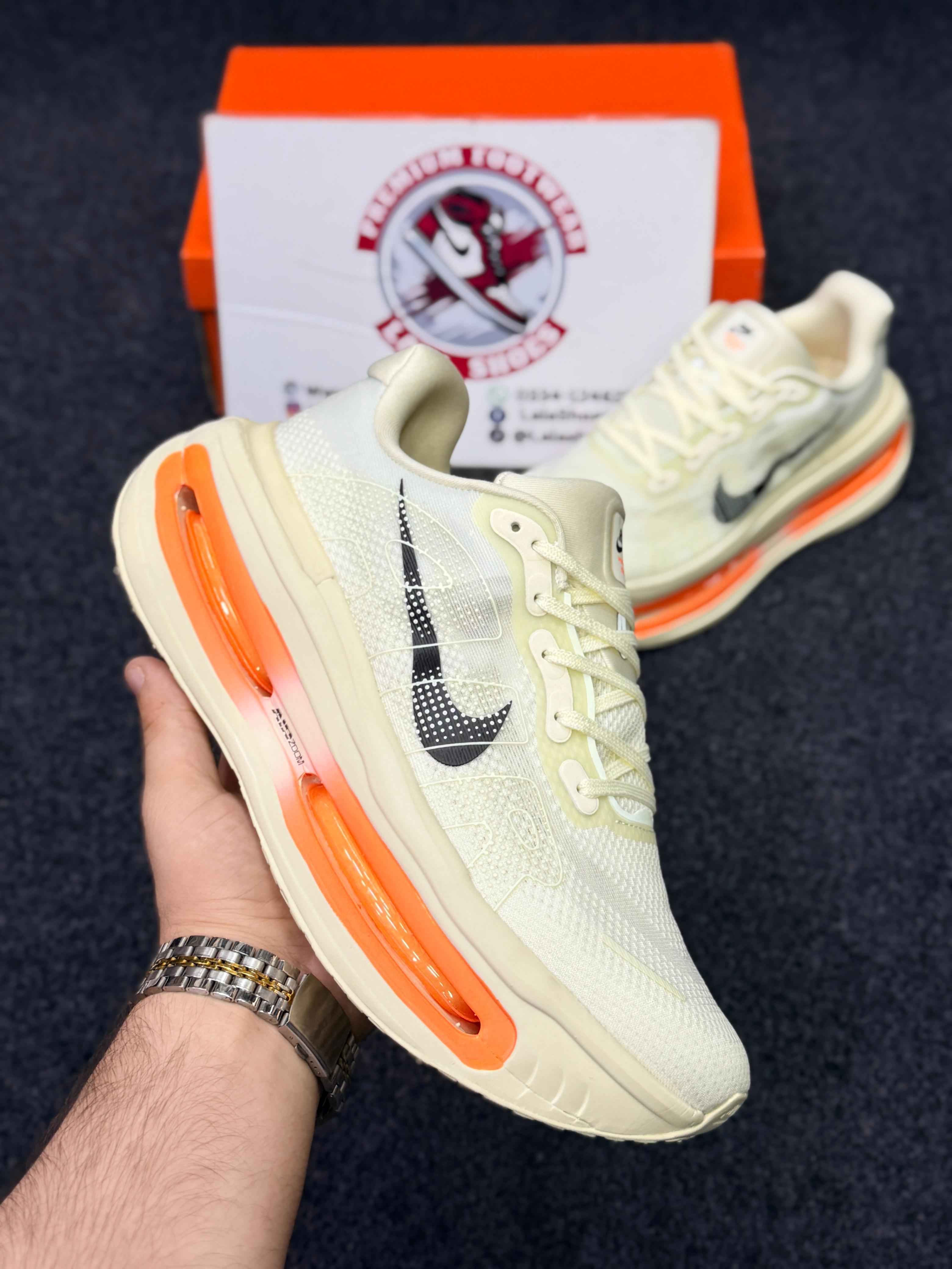 Nike Air Zoom Cushion Running Shoes – Cream Orange  Neon