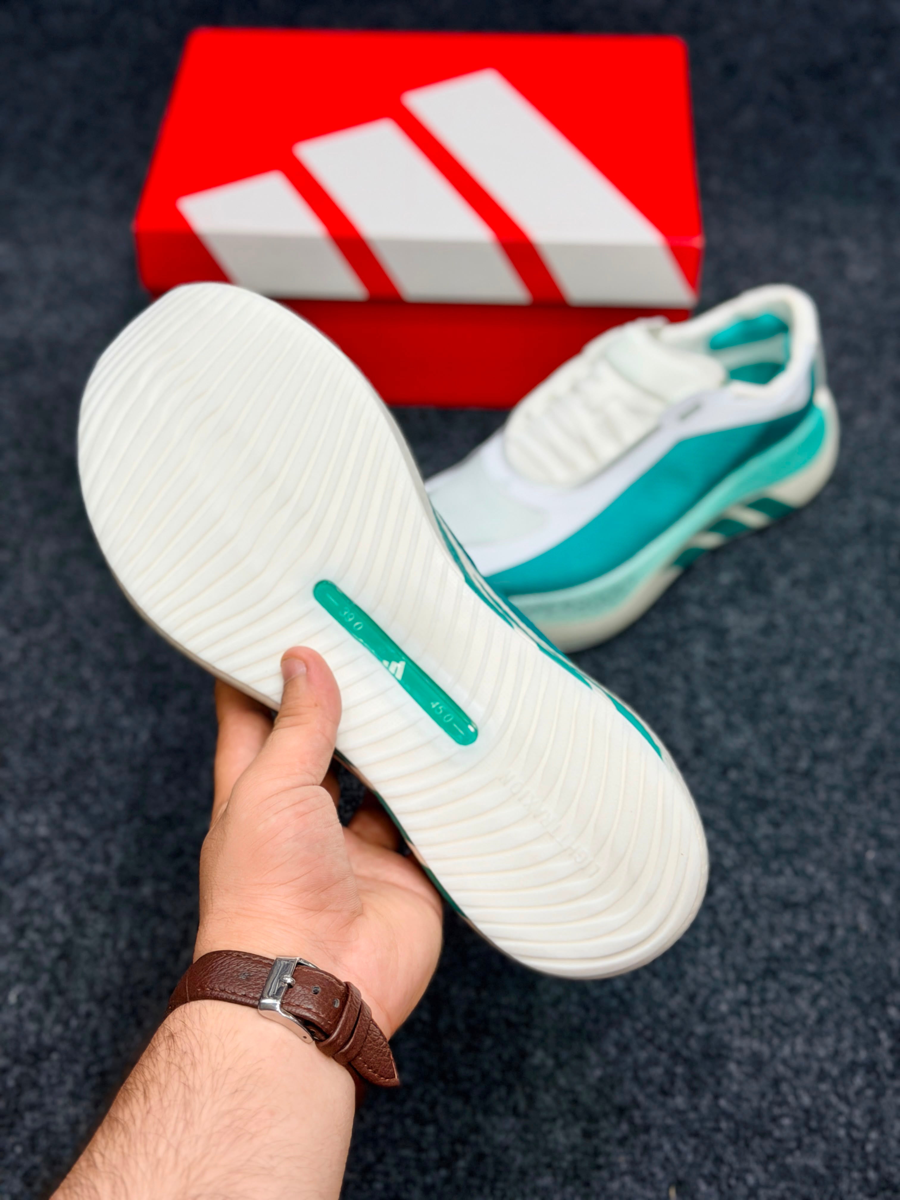 HYPERBOOST EDGE Running Shoes.Color: Aqua Green / White (Teal Green)