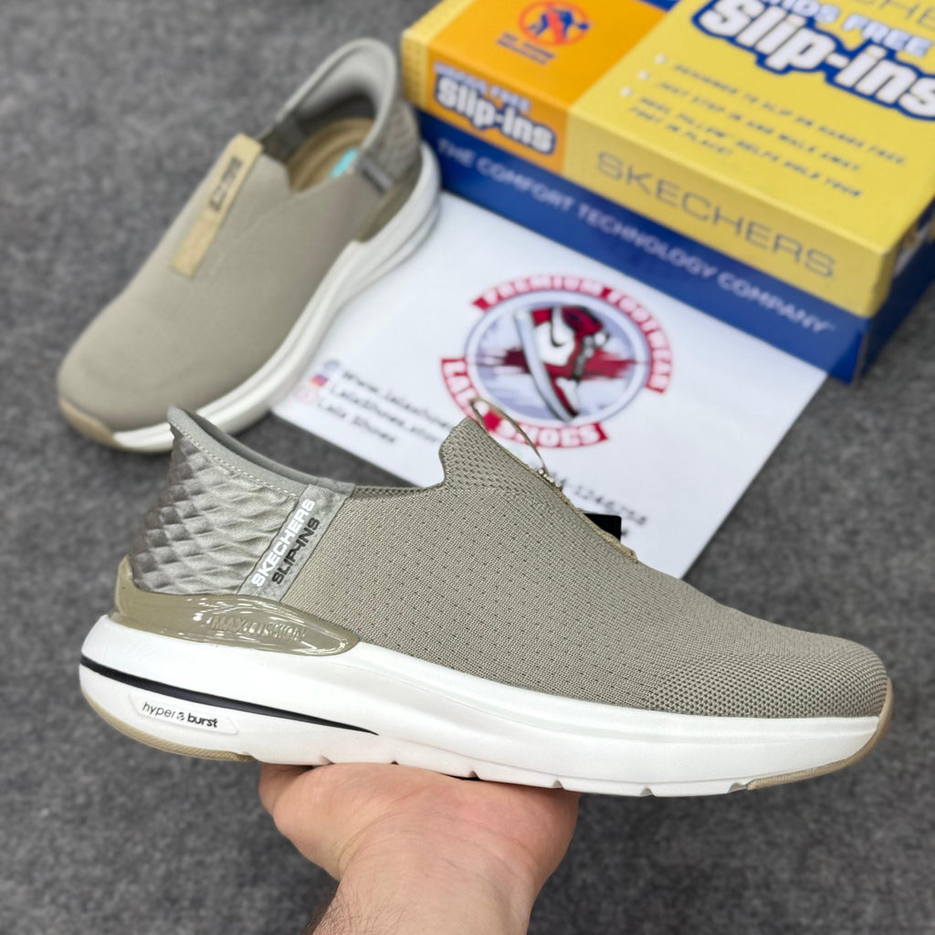 Skechers Slip-ins: Max Cushioning Hyper Burst Khaki white, Air-Cooled Memory Foam