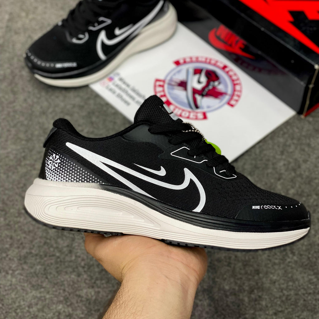 Nike Pagases in Pakistan - Lightweight - Running & Gym - 00236