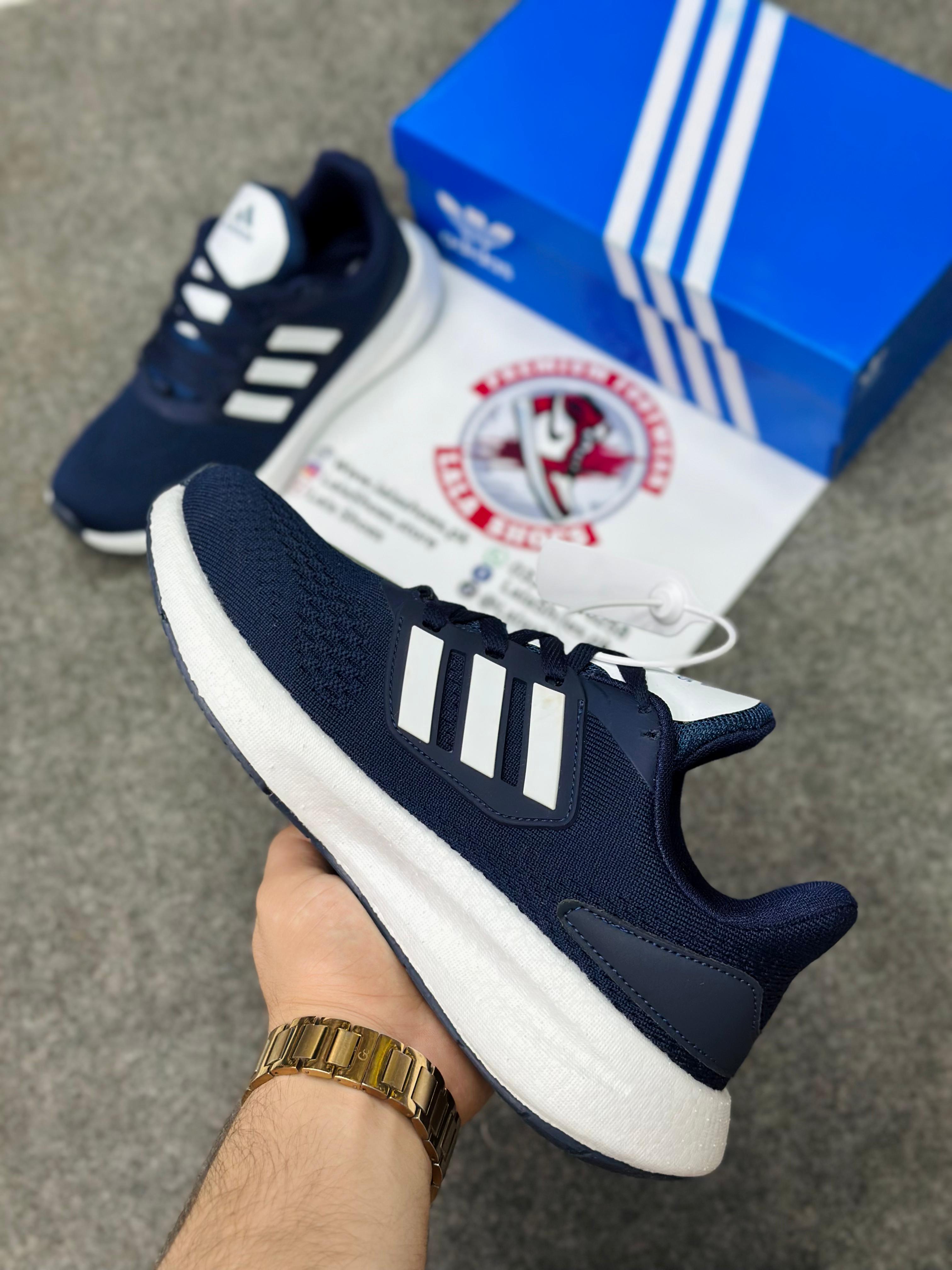 Adidas Ultra Boost 002215 - Lightweight &amp; Best for Gym