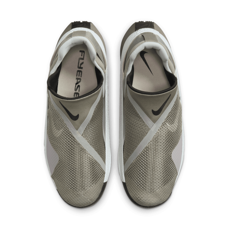 Nike Go FlyEase Khaki