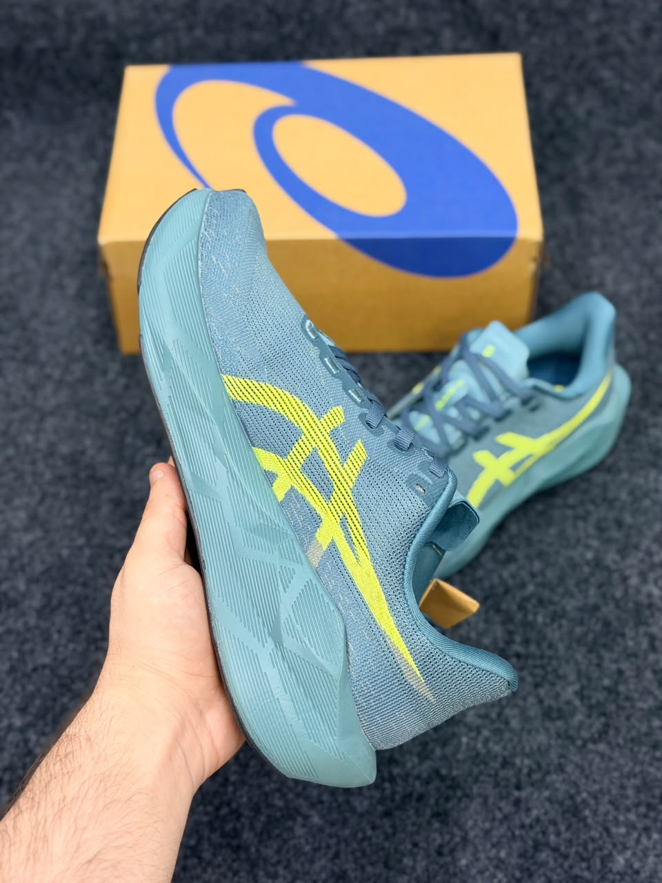 ASICS NOVABLAST 6