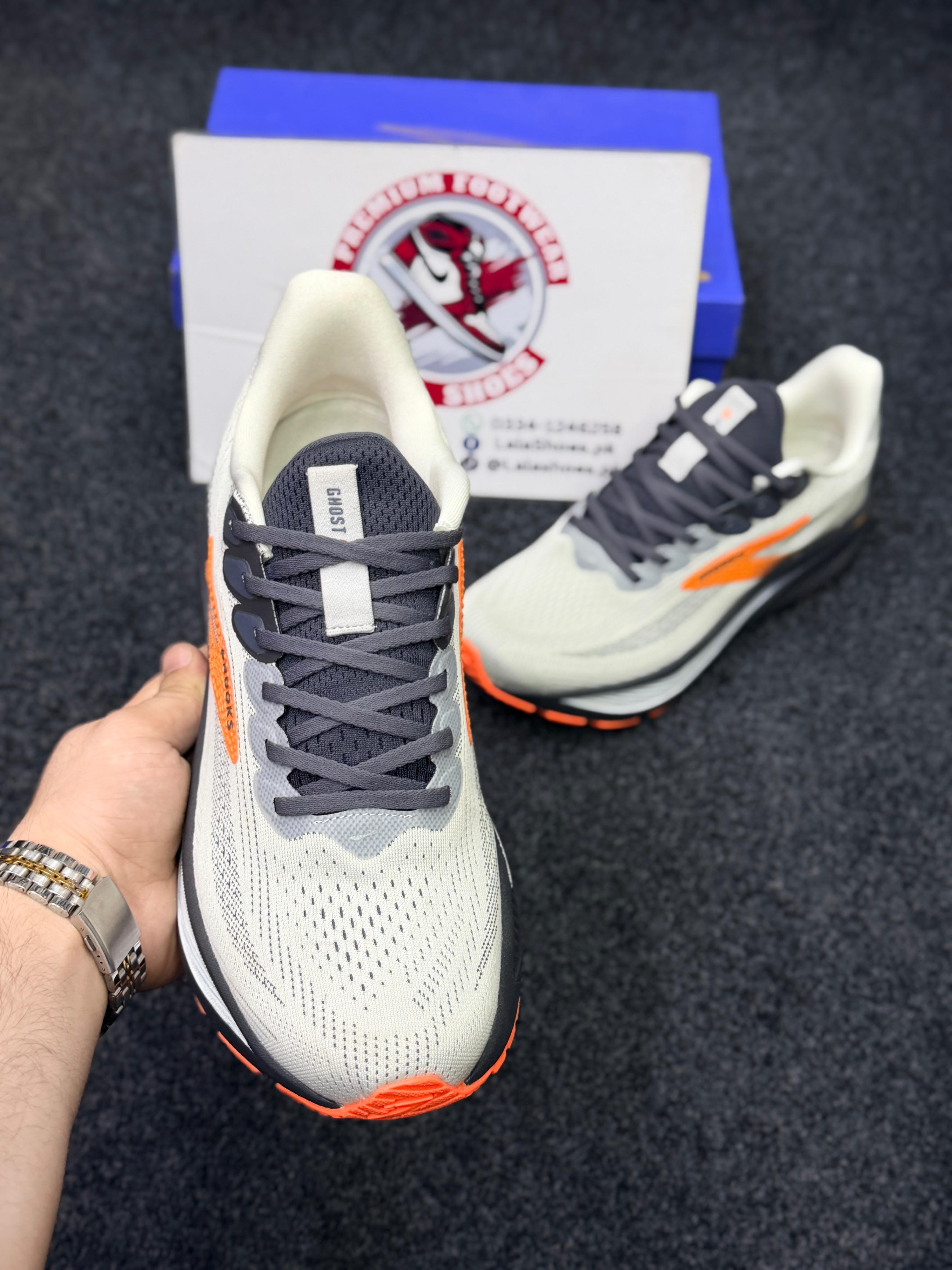 Brooks Ghost Series Men’s Running Shoes – Breathable Mesh & Soft Cushion Sole