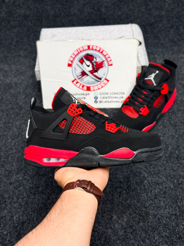 Air Jordan 4 Retro – Bred
Colour: Black / Fire Red / Cement Grey